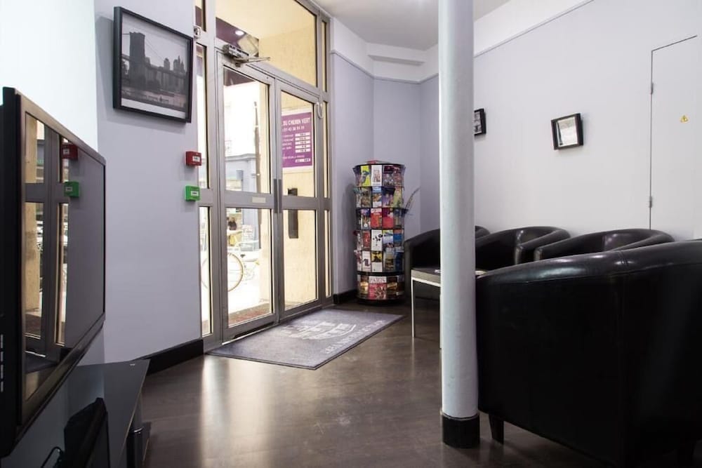 

Genova - Ivry-sur-Seine - Hotel du Chemin Vert