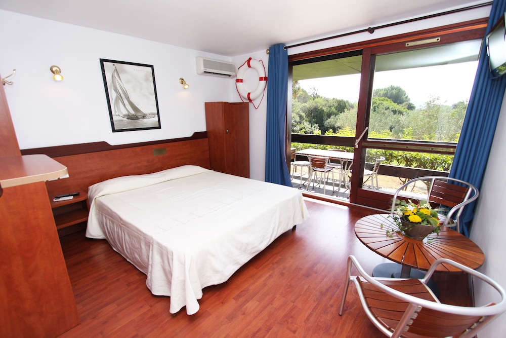 

Torino - Porto-Vecchio - Residence Castell'Verde