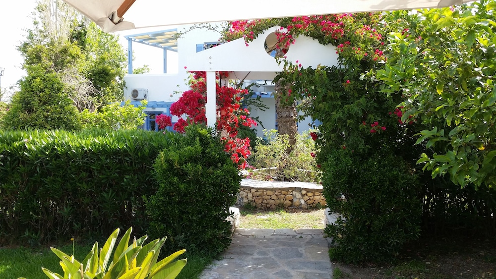 

Bari - Naousa, Paros - Panorama