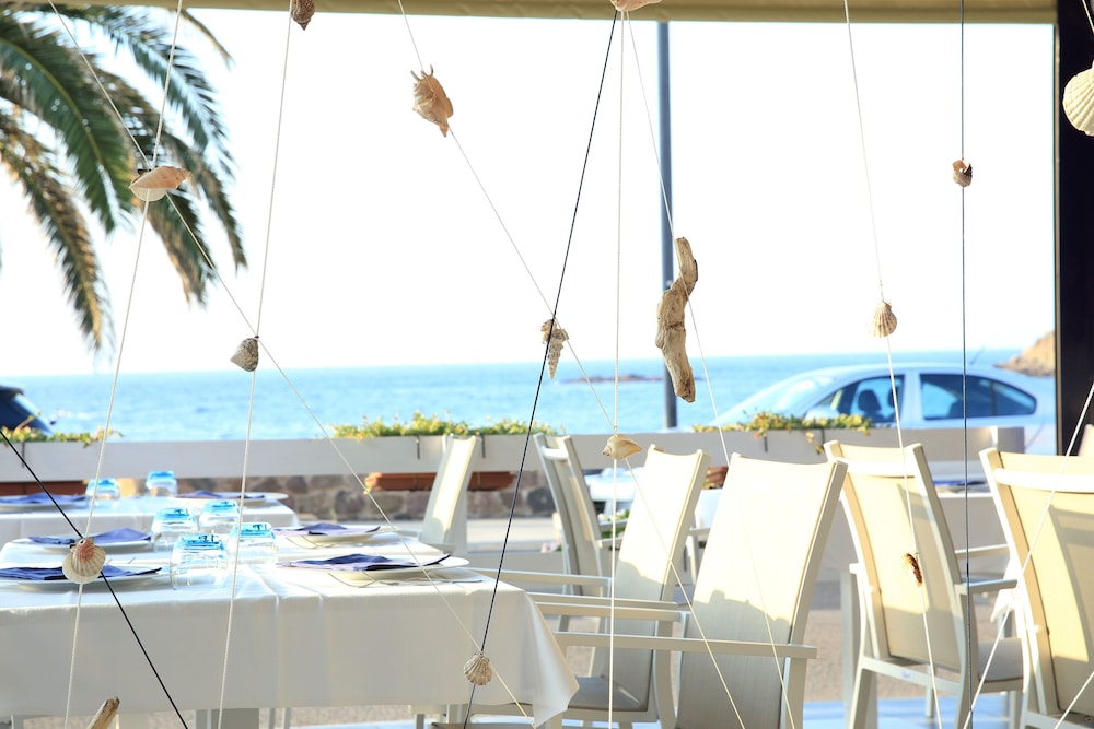 

Ancona - Castelsardo - Hotel Meli