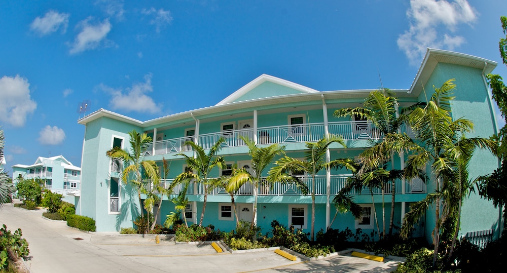 

Milano - Gun Bay - Compass Point Dive Resort