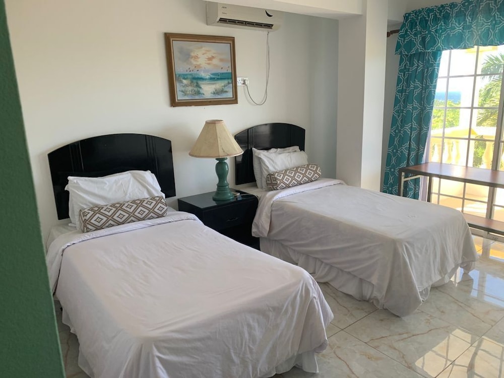 

Roma - Port Antonio - Match Resort Hotel