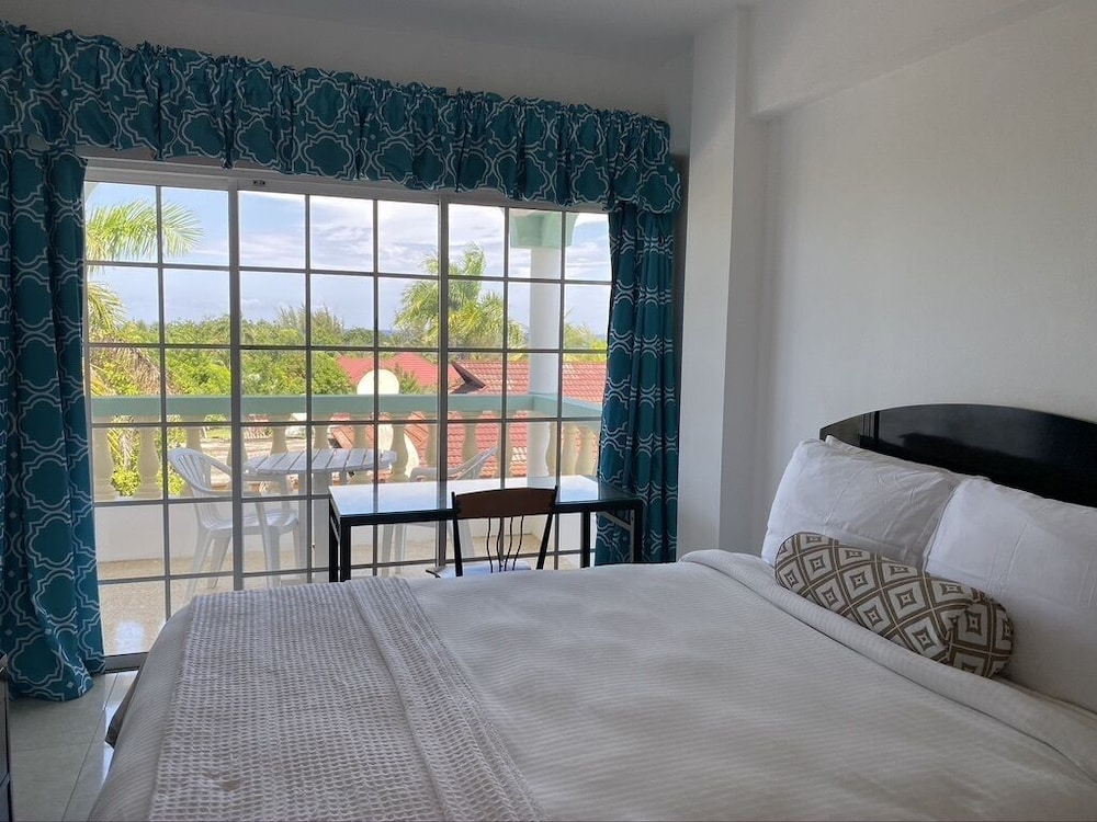 

Bari - Port Antonio - Match Resort Hotel