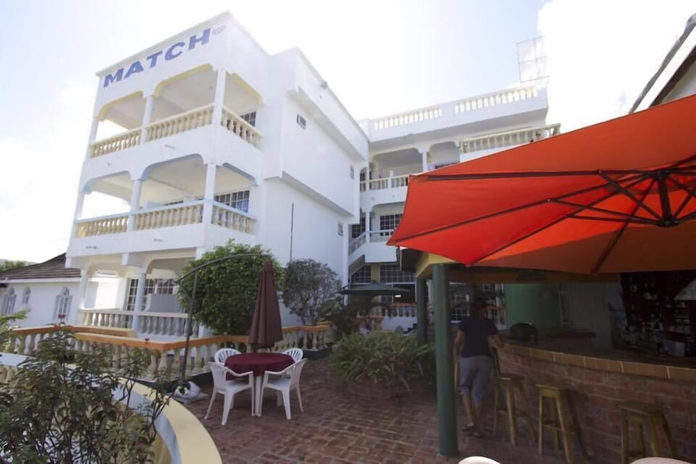 

Napoli - Port Antonio - Match Resort Hotel