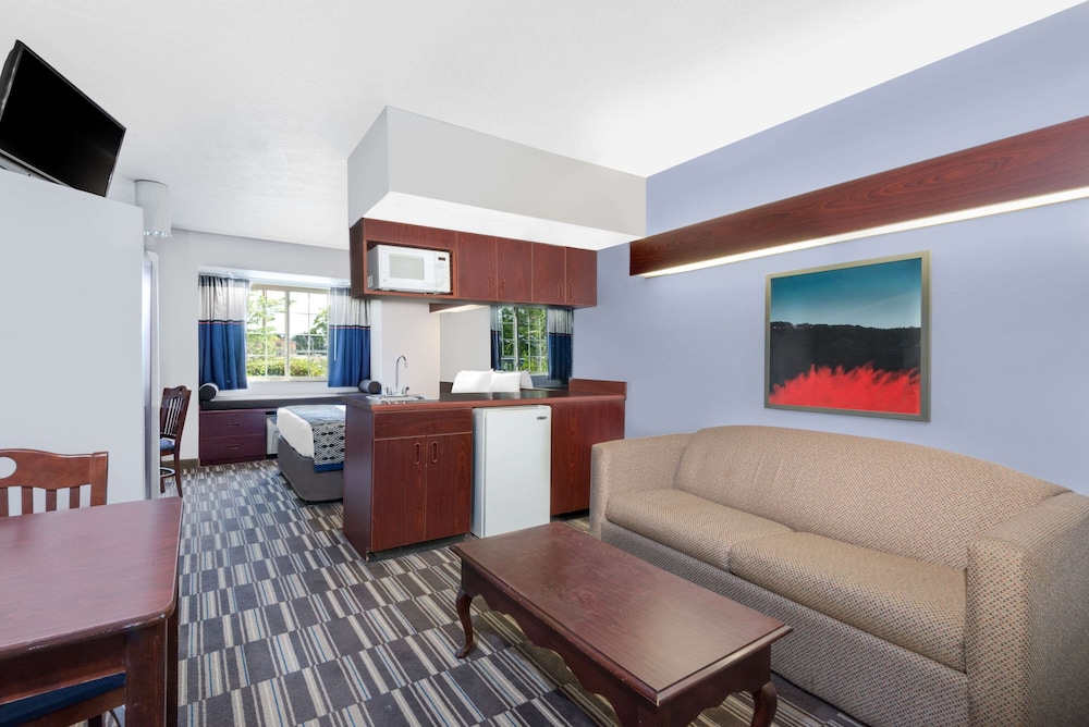 

Genova - London (KY) - Microtel Inn & Suites By Wyndham London