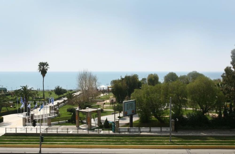 

Milano - Glyfada (Attica) - Galaxy Hotel