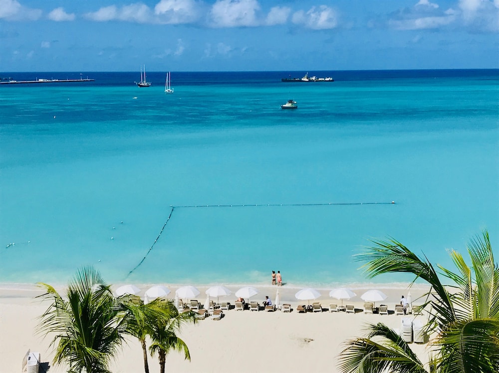 

Milano - Philipsburg - Holland House Beach Hotel