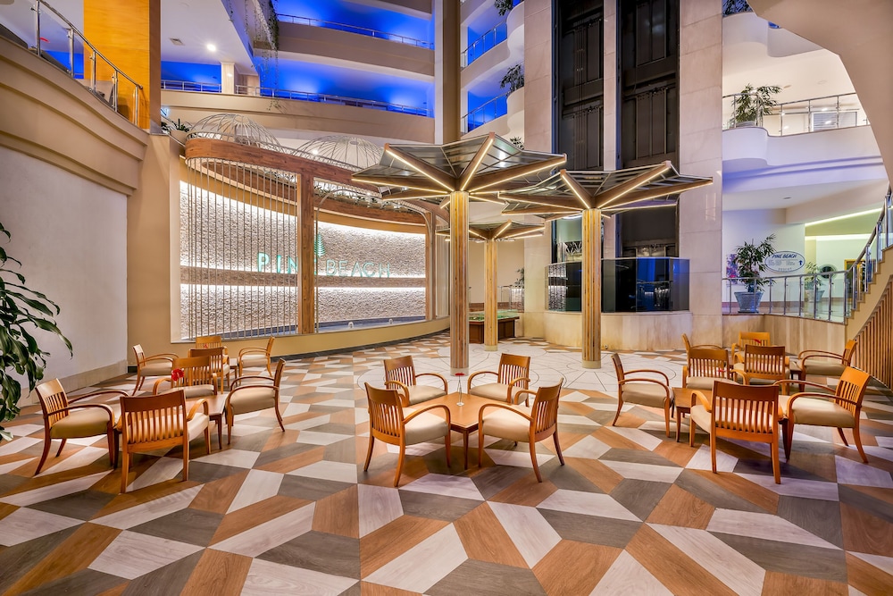 

Roma - Belek - Pine Beach Belek