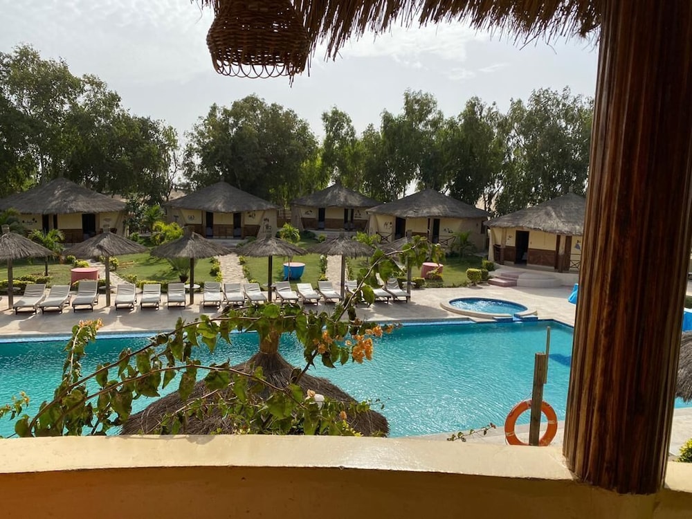 

Roma - Dakar, Senegal - Hotel & Campement du Lac Rose