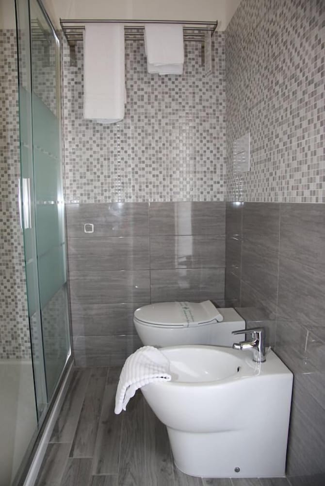 

Napoli - Sant'Alessio Siculo - ChrisMare Hotel