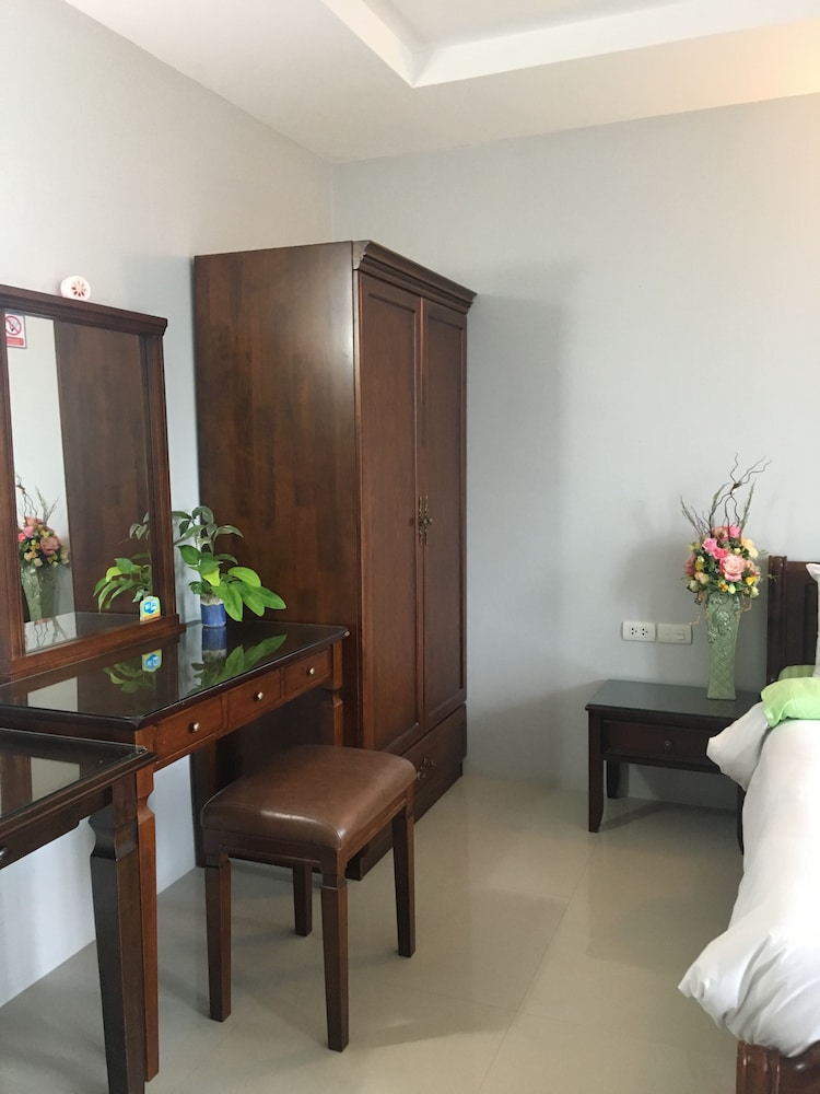 

Milano - Ao Nam Mao - J.Holiday Inn Krabi