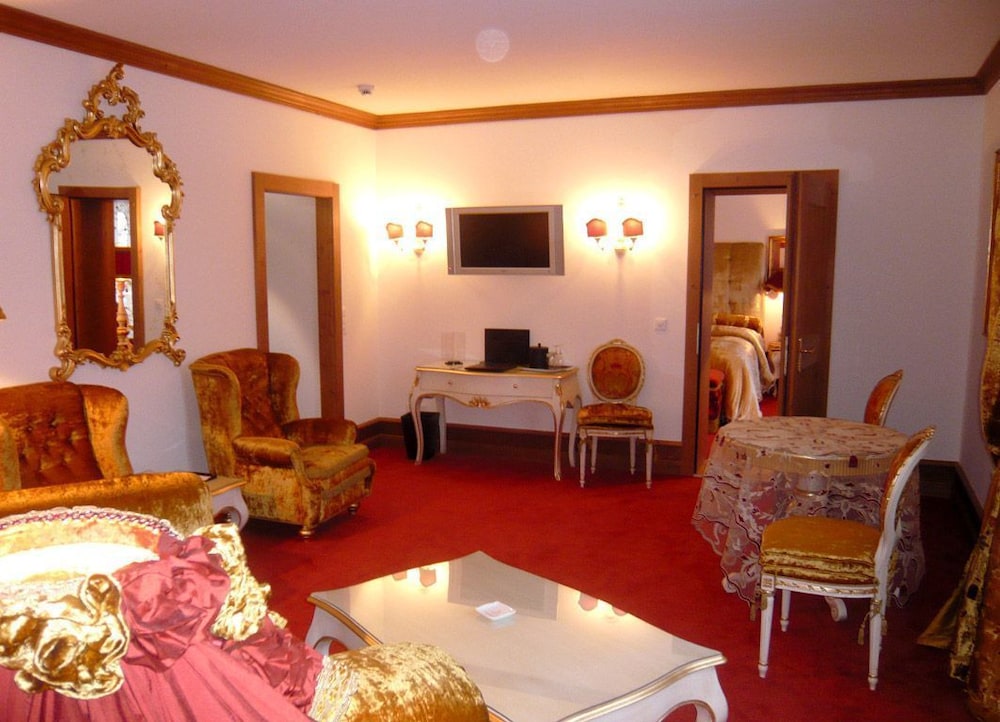 

Lamezia Terme - Crans-Montana - Grand Hôtel du Golf & Palace