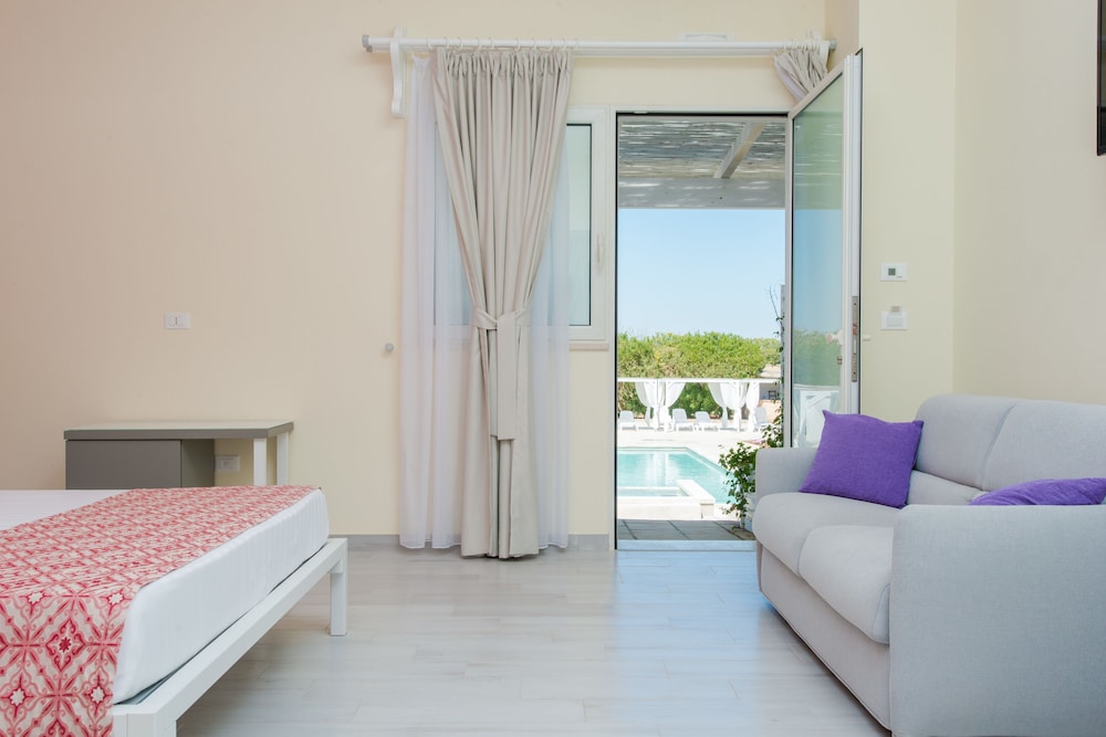 

Milano - Torre Mozza - RELAIS MASSERIA CASINA DEI CARI