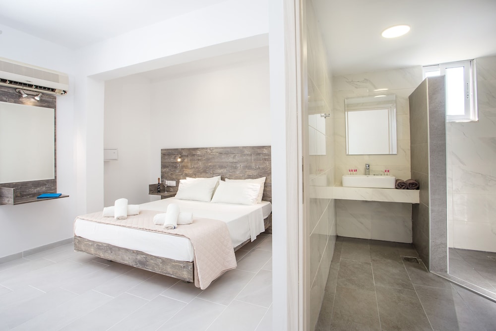 

Napoli - Koskinou - Anika Studios