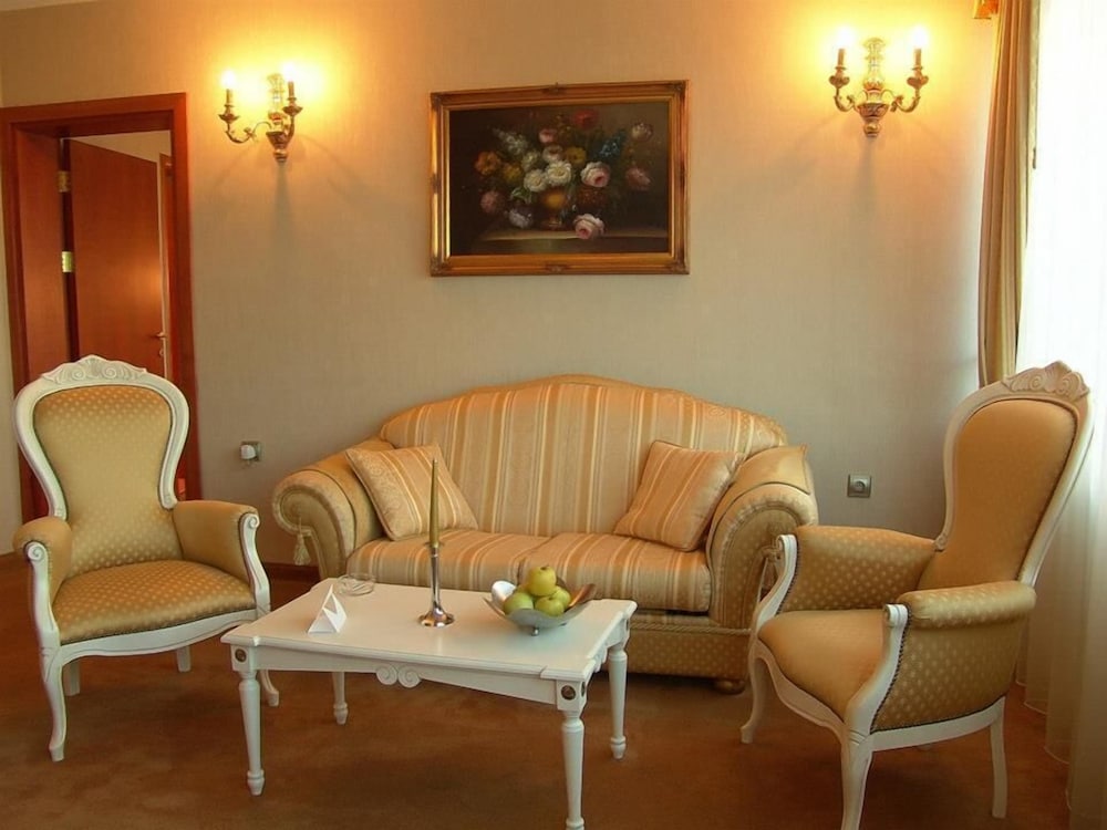 

Roma - Burgas - Mirage Hotel