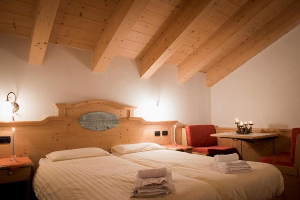 

Roma - Livigno - Hotel 2000