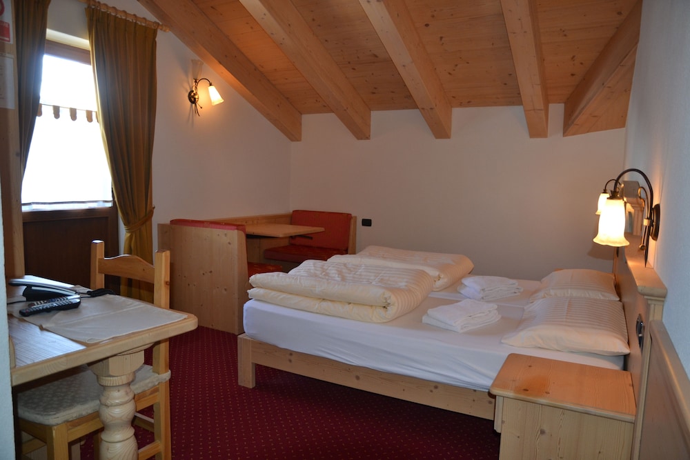 

Napoli - Livigno - Hotel 2000