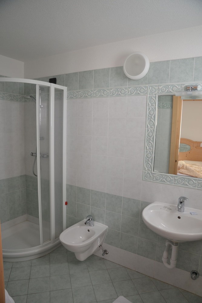 

Roma - Livigno - Hotel 2000
