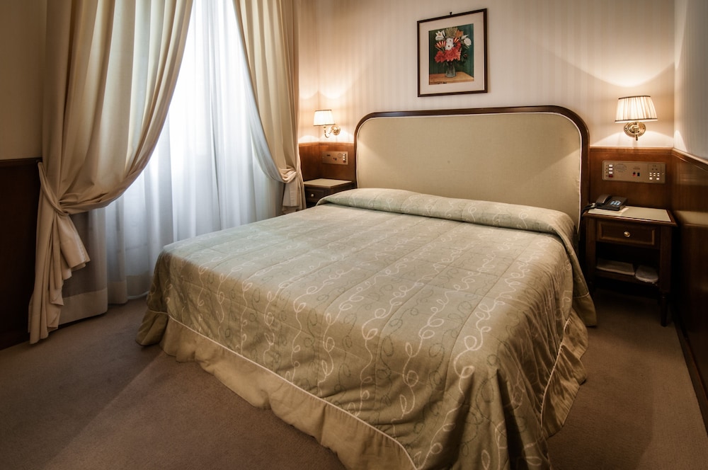 

Milano - Maremma, Toscana - Grand Hotel Bastiani