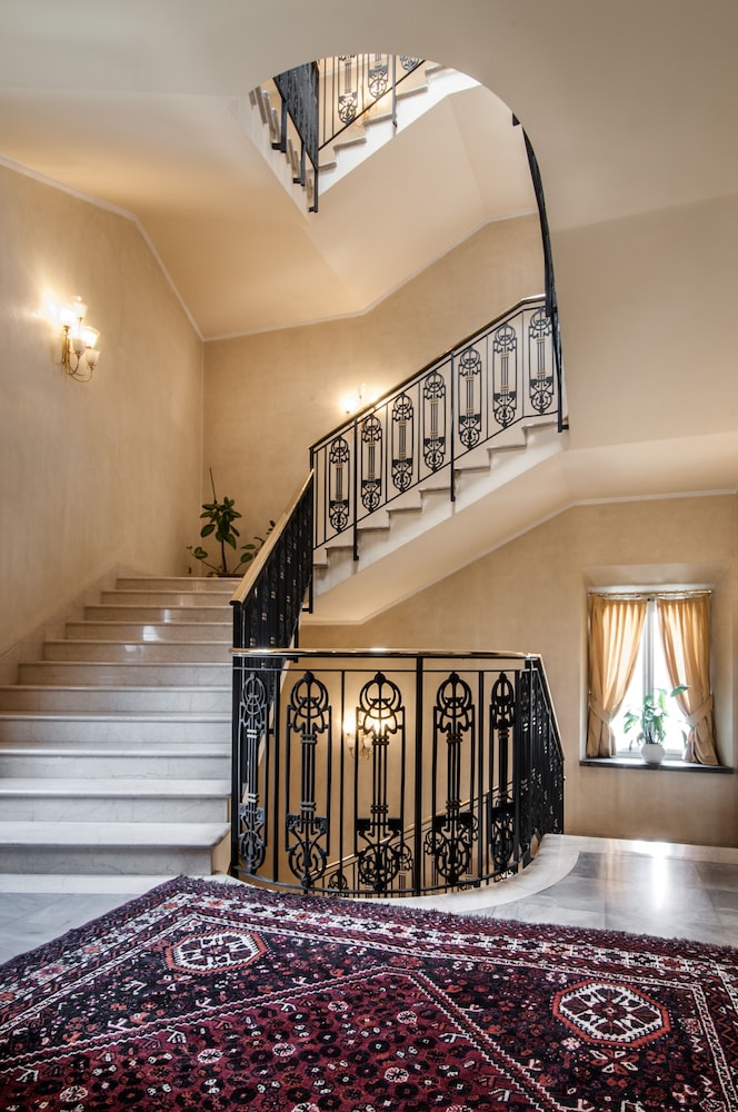 

Milano - Maremma, Toscana - Grand Hotel Bastiani