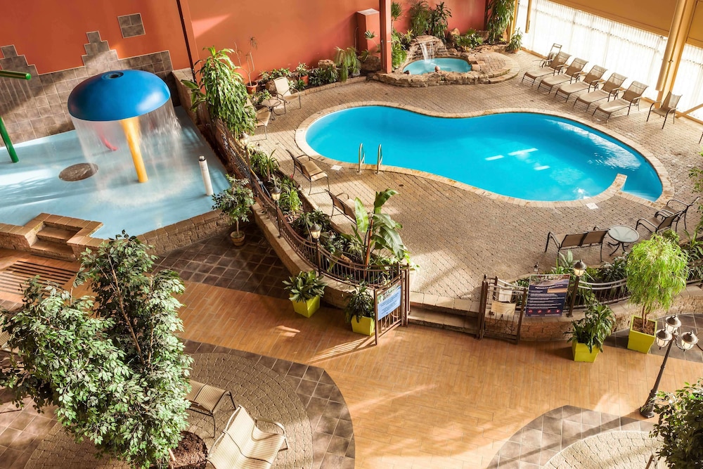 

Milano - Quebec - Hotel Ambassadeur et Suites