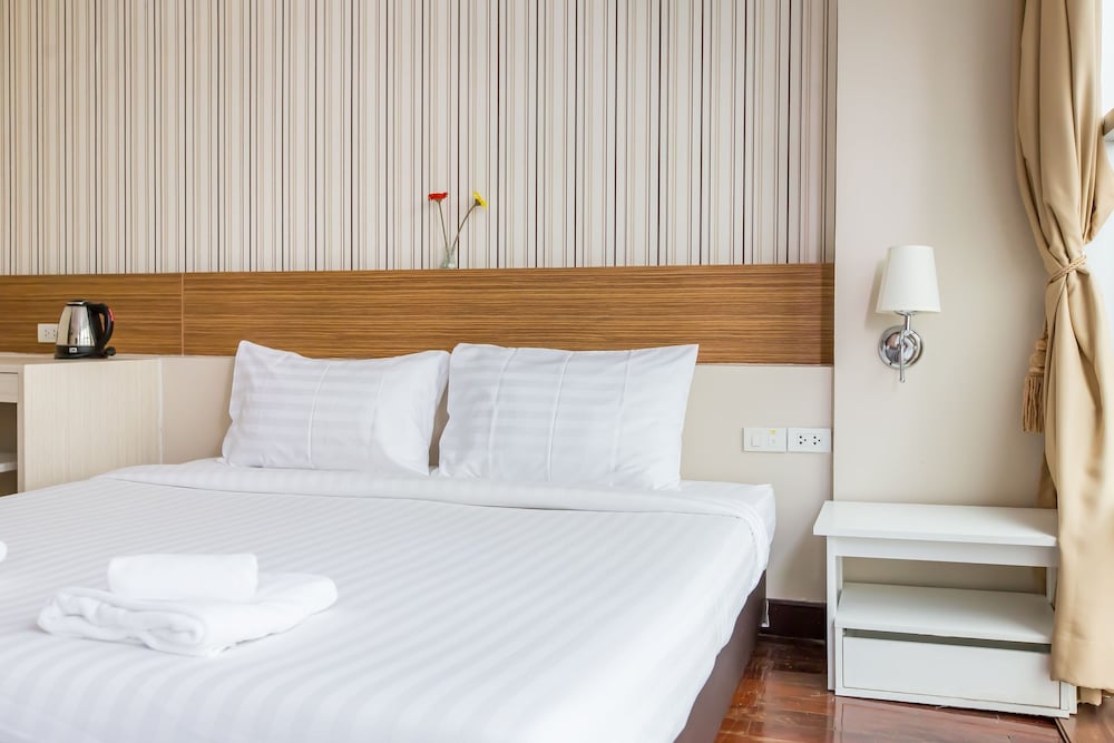 

Roma - Bangkok - Snooze Hotel Thonglor Bangkok