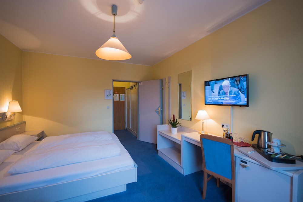 

Milano - Hofheim am Taunus - Tagungshotel Höchster Hof