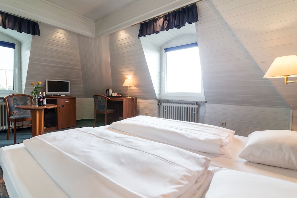 

Bari - Frankfurt-Main Airport - Tagungshotel Höchster Hof Frankfurt