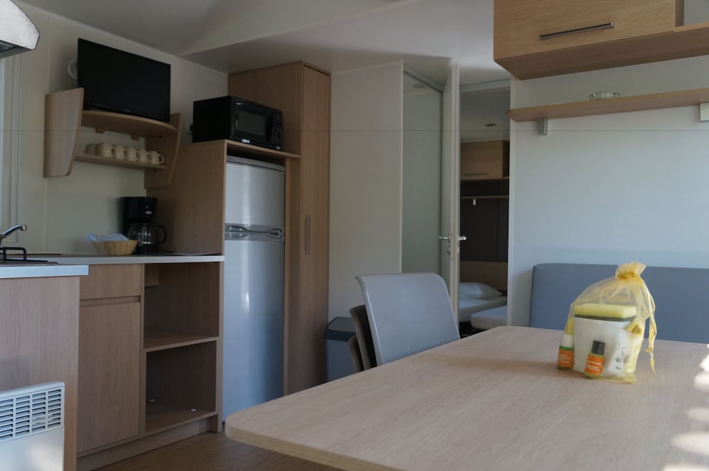 

Bari - Calvi - Camping International