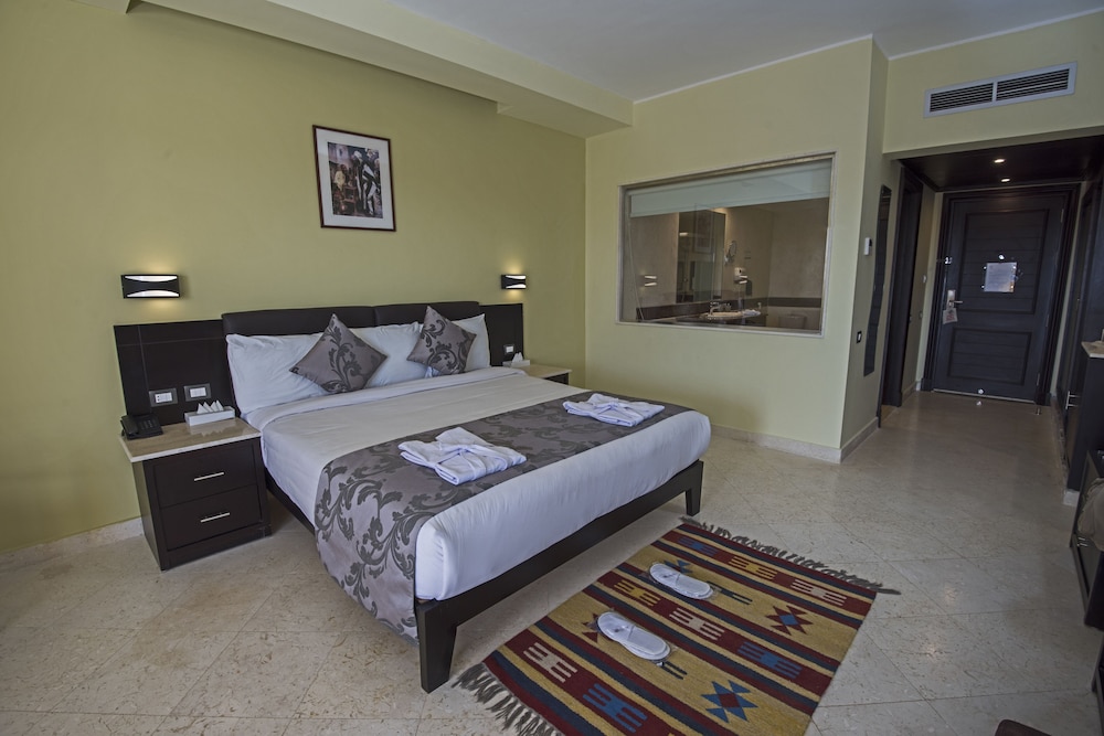 

Milano - Port Ghalib - Casa Mare Resort - ex, Royal Tulip Beach Resort