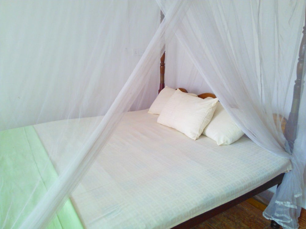 

Bologna - Galle - The Serendipity Beach Hotel