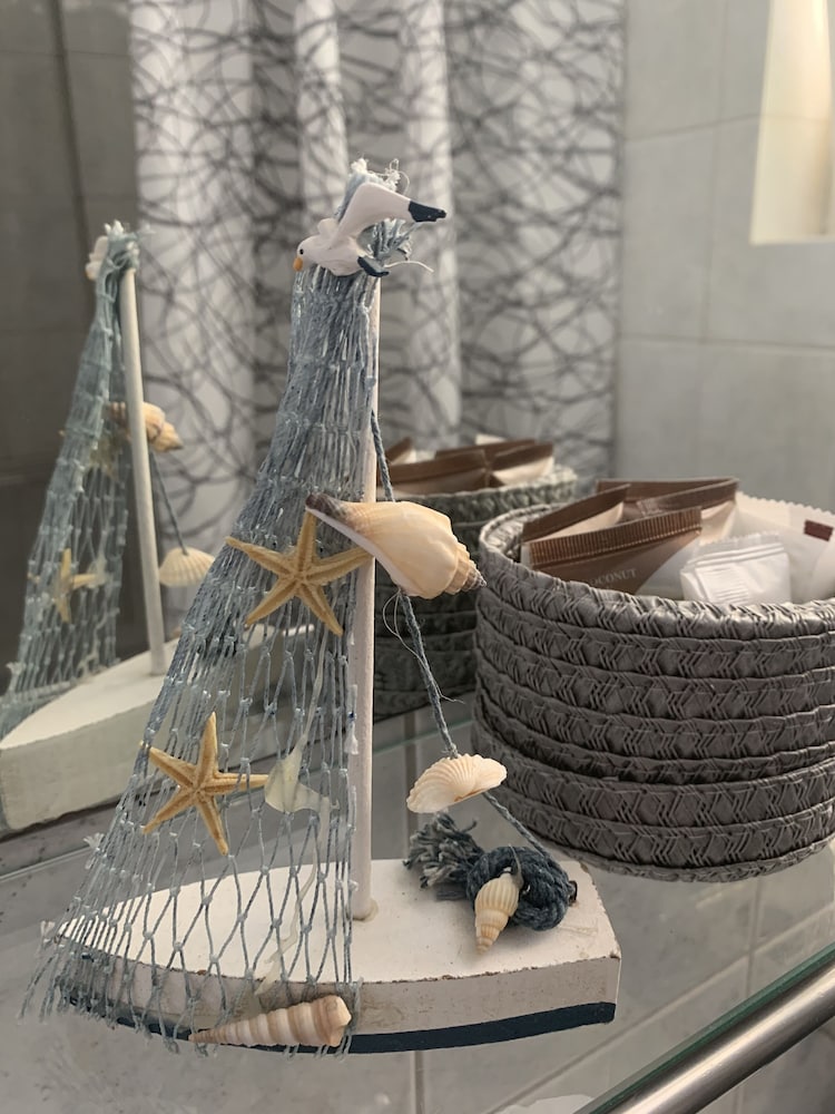 

Roma - Agia Marina Nea Kydonias - Ermis Suites