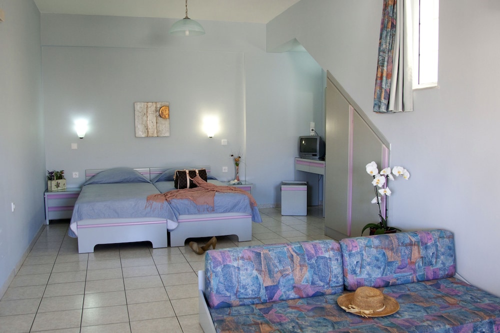

Verona - Chania - Ermis Suites