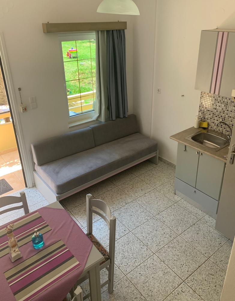 

Firenze - Chania - Ermis Suites