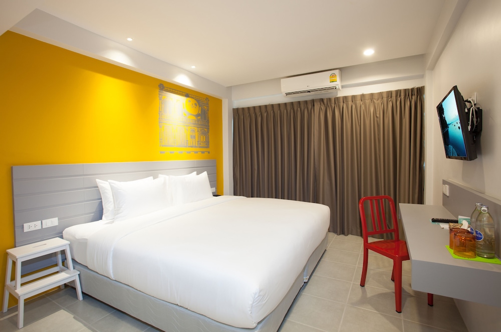 

Roma - Panwa Beach - Recenta Style Phuket Town