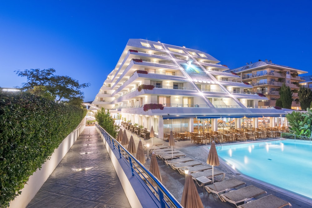 

Roma - Malgrat de Mar - Hotel Montemar Maritim