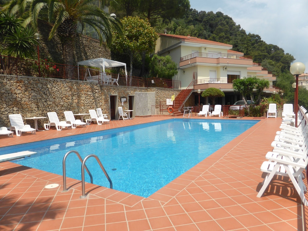 

Milano - Menton - Residence Green Park