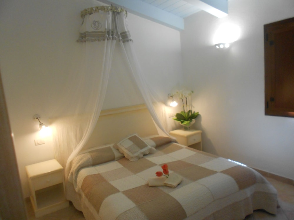 

Roma - Golfo Aranci - Hotel Tabby