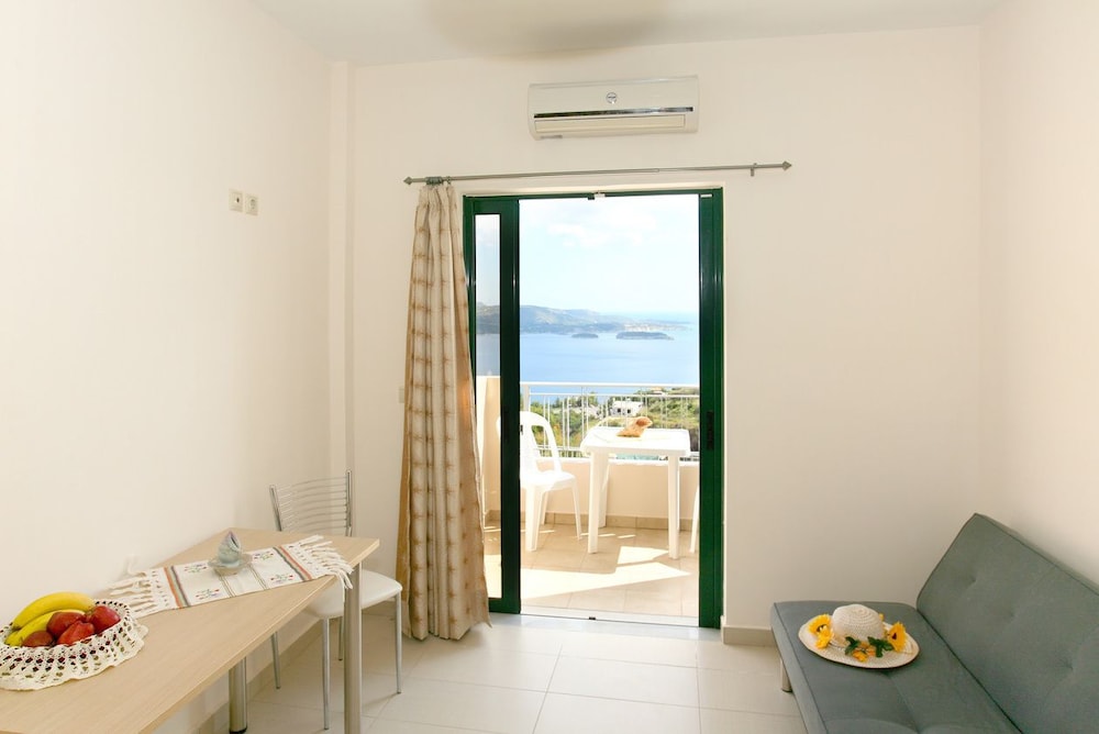 

Genova - Kalyves - Aptera Paradise With Sea View