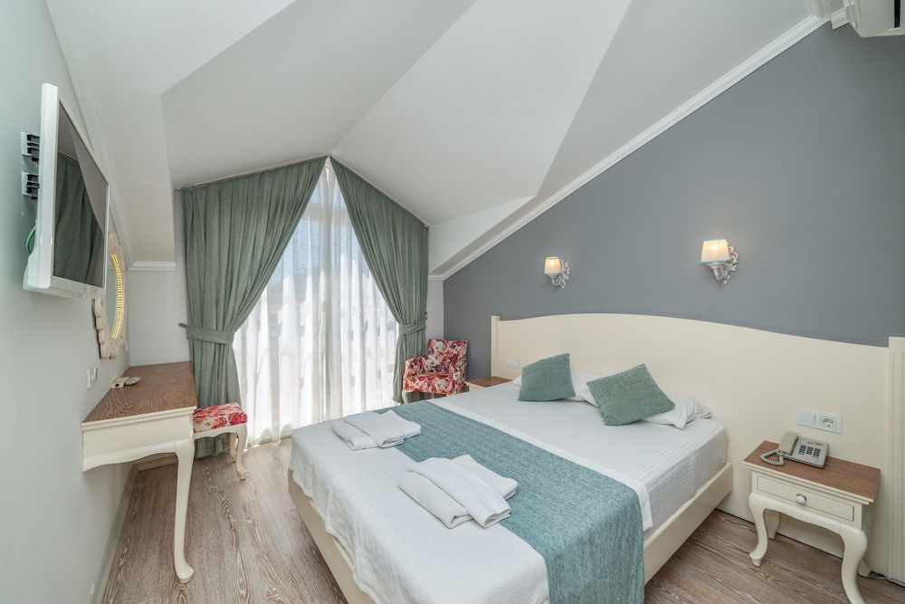 

Milano - Ovacik - Majestic Hotel