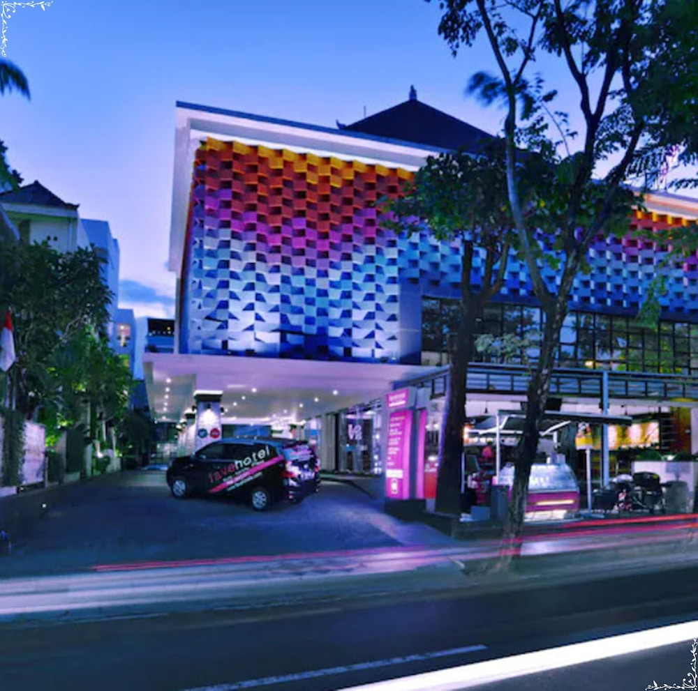 

Roma - Tuban - favehotel Kuta Kartika Plaza