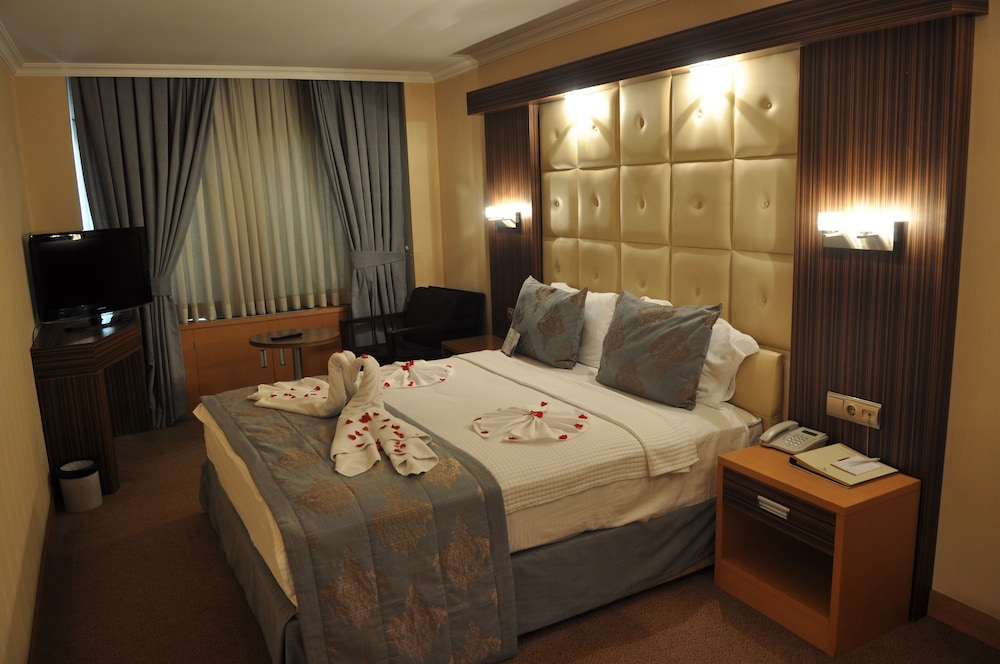 

Milano - Adana - Surmeli Adana Hotel