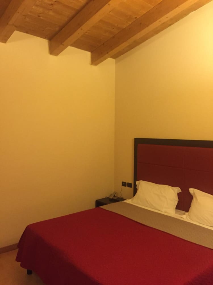 

Catania - Reggio Emilia - Hotel Motel Galaxy Reggio Emilia
