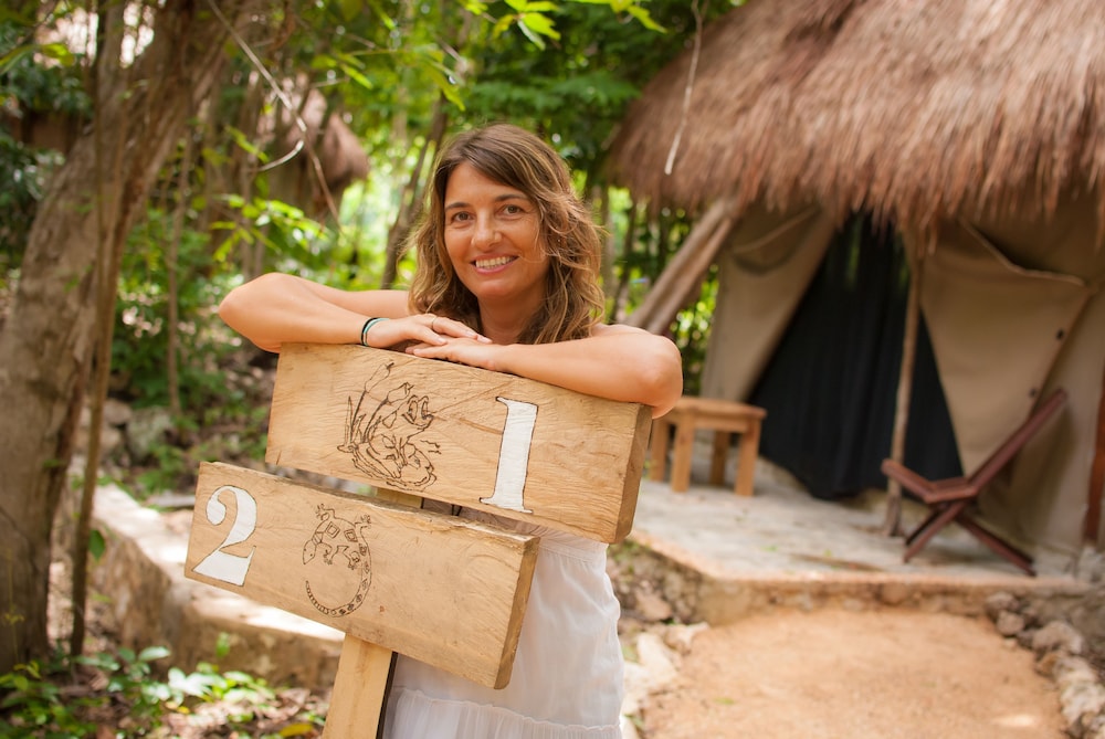 

Roma - Kantenah - Akumal Natura Glamping