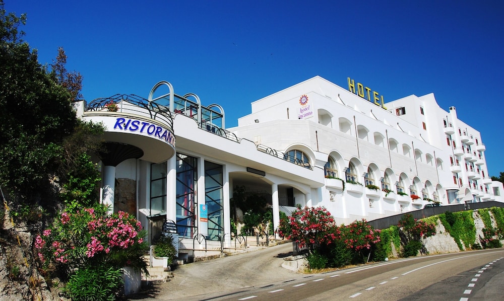 

Napoli - Ostuni - Hotel Incanto