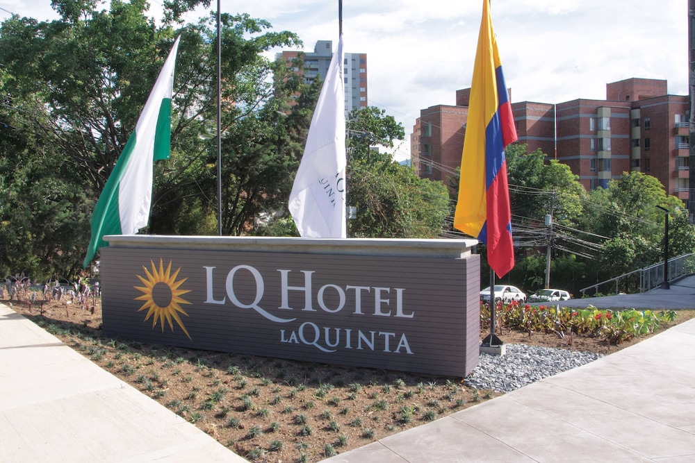 

Napoli - Medellin - La Quinta By Wyndham Medellin