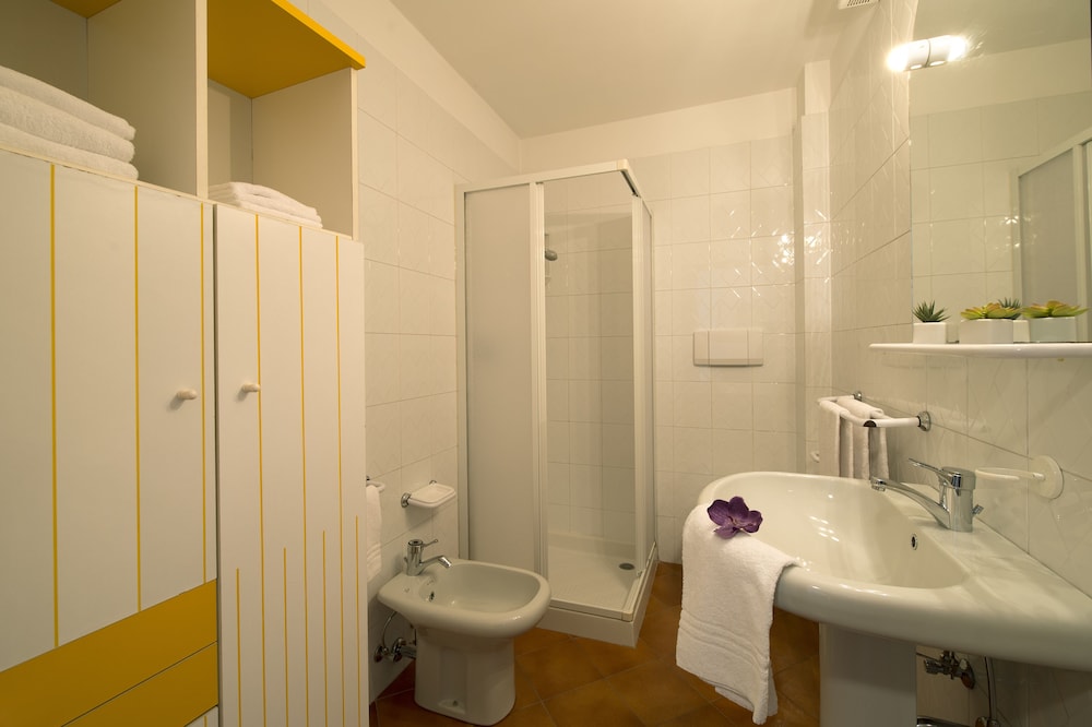 

Lamezia Terme - Molveno - Residence Stefenine