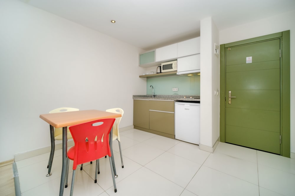 

Roma - Konaklı - Delfino Apart Hotel