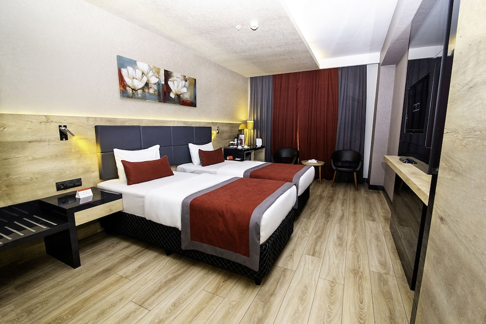 

Roma - Gebze - Ramada Encore By Wyndham Gebze