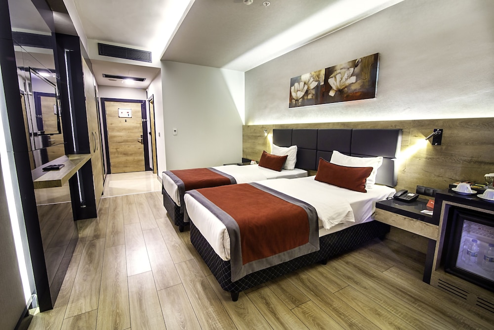 

Milano - Gebze - Ramada Encore By Wyndham Gebze